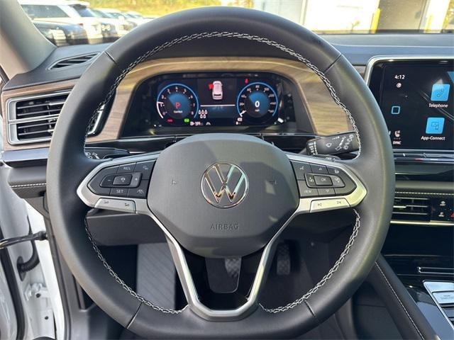 new 2026 Volkswagen Atlas car, priced at $47,805