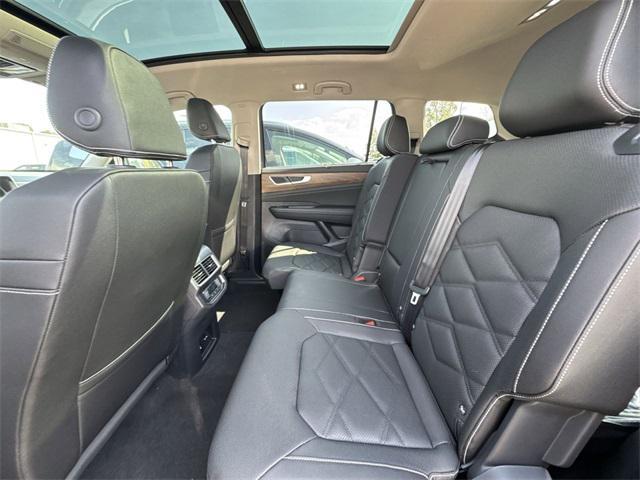 new 2026 Volkswagen Atlas car, priced at $48,398