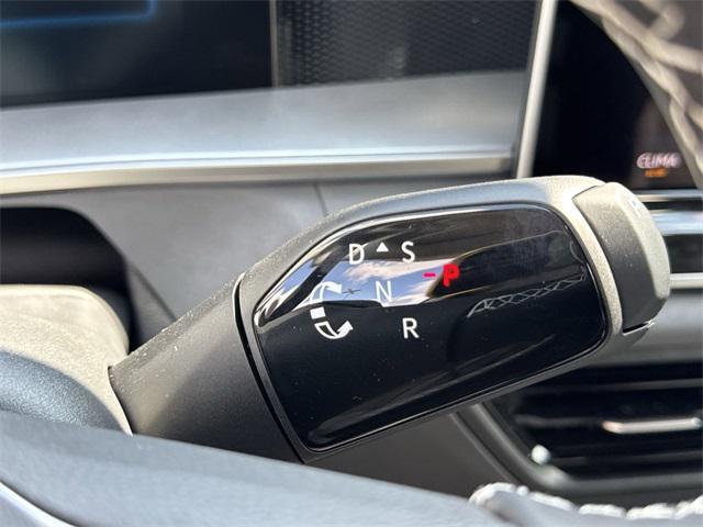 new 2025 Volkswagen Tiguan car, priced at $35,576