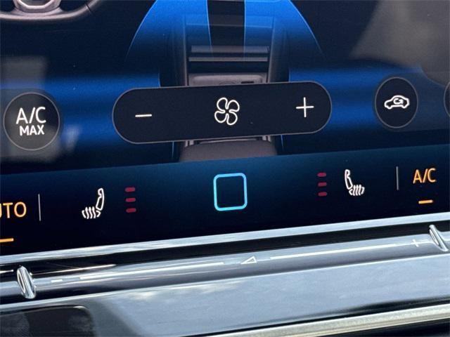 new 2025 Volkswagen Tiguan car, priced at $35,576