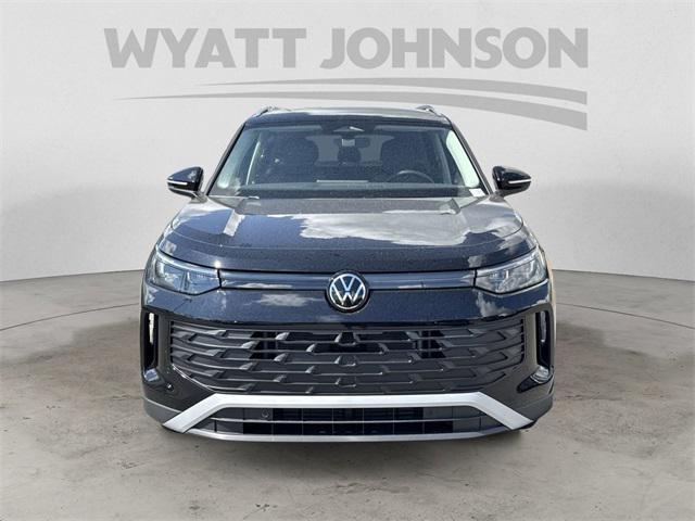 new 2025 Volkswagen Tiguan car, priced at $35,576