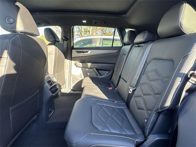 new 2026 Volkswagen Atlas Cross Sport car, priced at $48,606