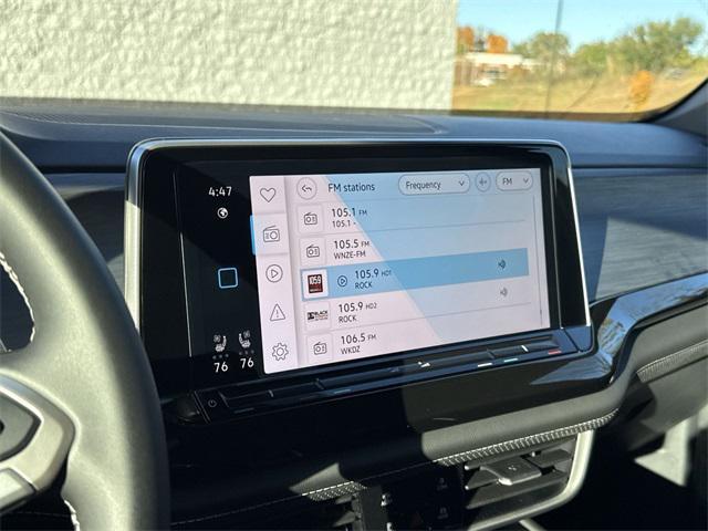 new 2026 Volkswagen Atlas Cross Sport car, priced at $48,606