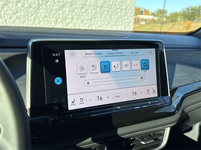 new 2026 Volkswagen Atlas Cross Sport car, priced at $48,606