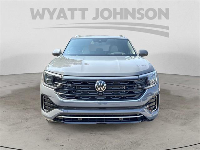 new 2026 Volkswagen Atlas Cross Sport car, priced at $56,748