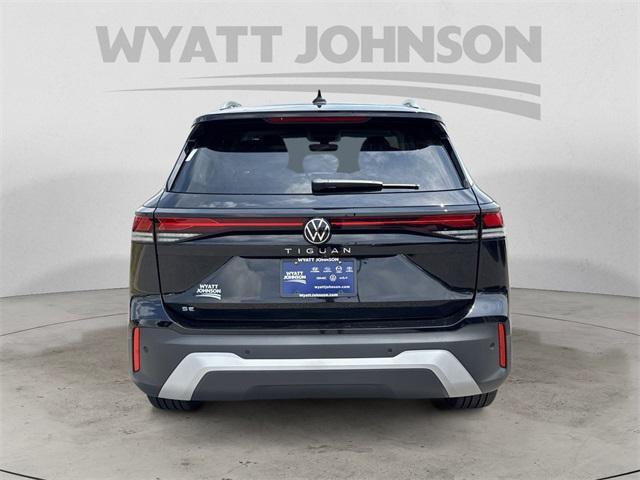new 2025 Volkswagen Tiguan car, priced at $35,576