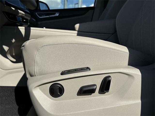 new 2026 Volkswagen Atlas car, priced at $57,758