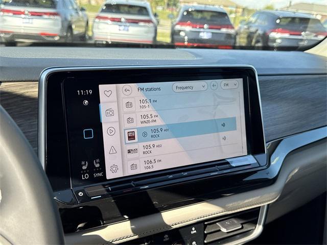 new 2026 Volkswagen Atlas car, priced at $57,758