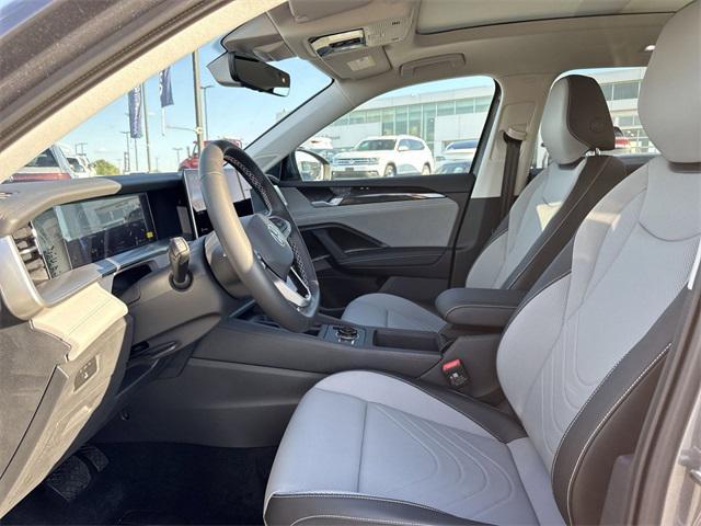 new 2025 Volkswagen Tiguan car, priced at $38,287