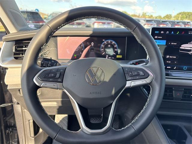 new 2025 Volkswagen Tiguan car, priced at $38,287