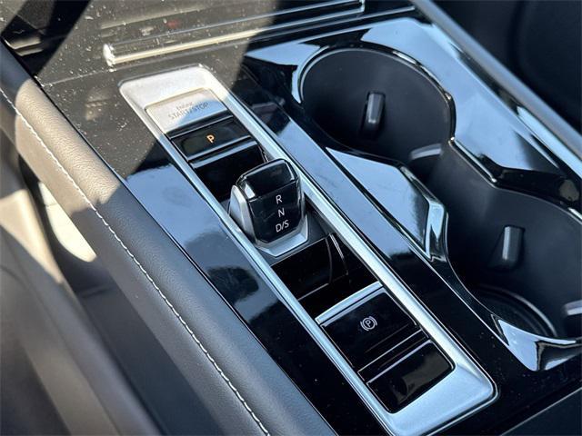 new 2026 Volkswagen Atlas Cross Sport car, priced at $47,546