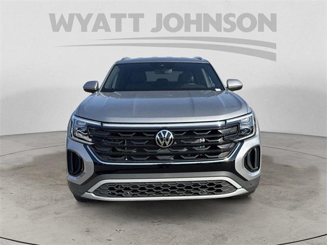 new 2026 Volkswagen Atlas Cross Sport car, priced at $47,546