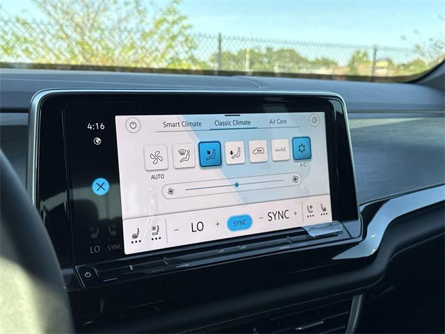 new 2026 Volkswagen Atlas Cross Sport car, priced at $47,546