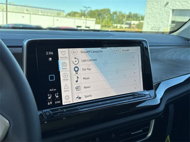 new 2026 Volkswagen Atlas car, priced at $49,999