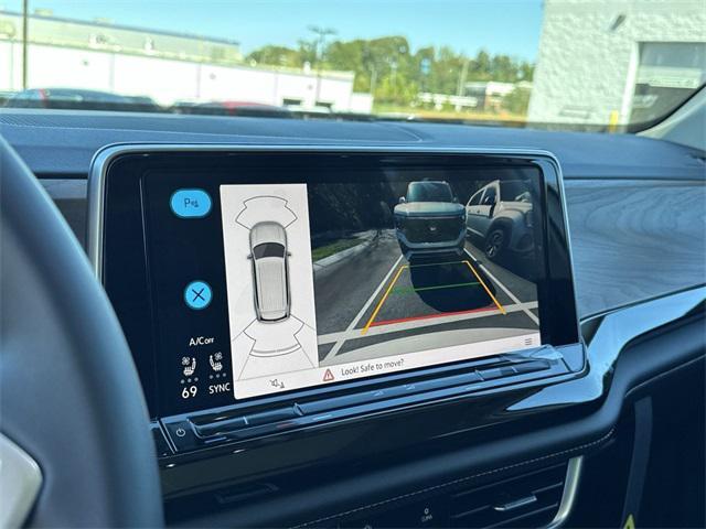 new 2026 Volkswagen Atlas car, priced at $49,999