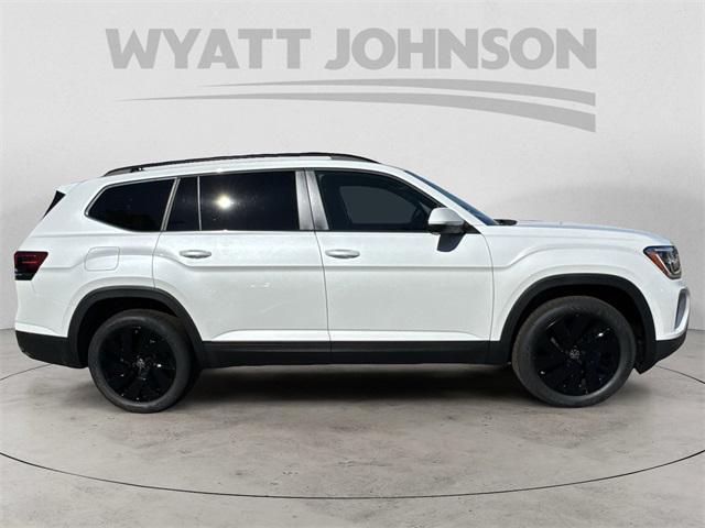 new 2026 Volkswagen Atlas car, priced at $49,999