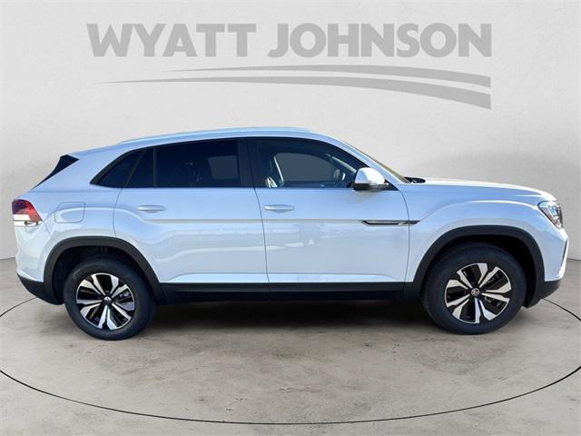 new 2026 Volkswagen Atlas Cross Sport car, priced at $41,236