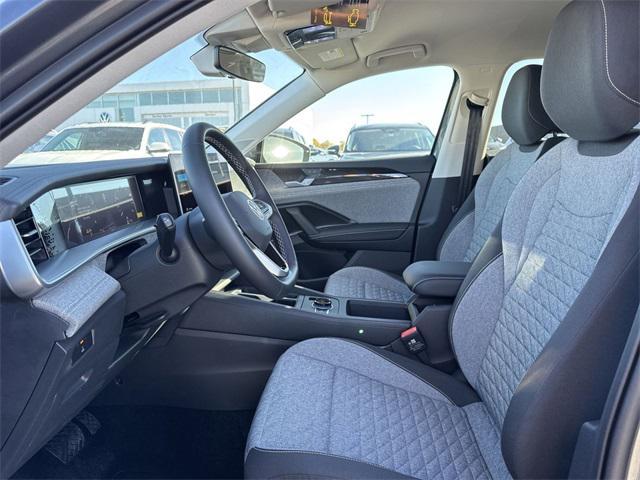 new 2025 Volkswagen Tiguan car, priced at $32,571