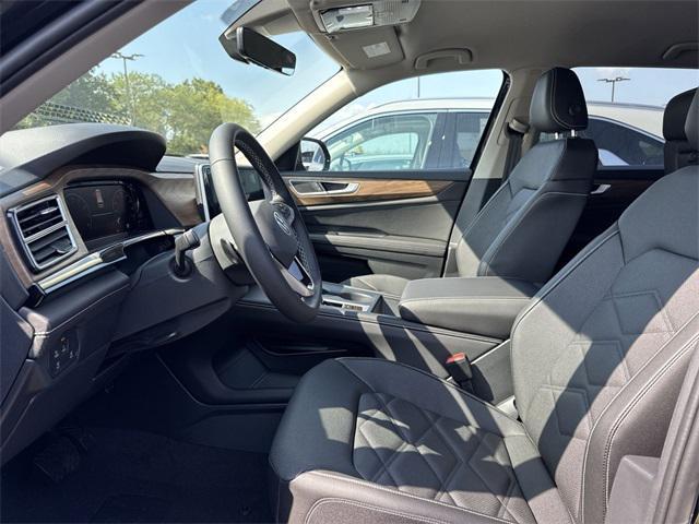 new 2026 Volkswagen Atlas car, priced at $41,902