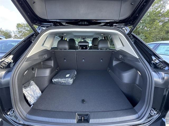 new 2025 Volkswagen Tiguan car, priced at $36,491