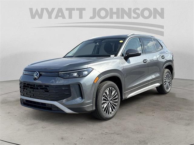 new 2025 Volkswagen Tiguan car, priced at $32,275