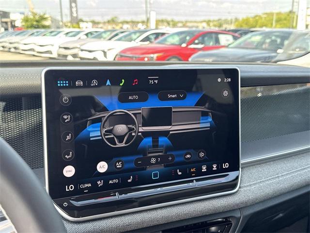 new 2025 Volkswagen Tiguan car, priced at $32,275