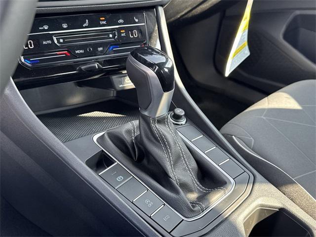 new 2025 Volkswagen Jetta car, priced at $26,026