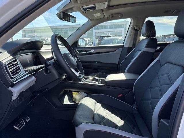 new 2026 Volkswagen Atlas car, priced at $51,188