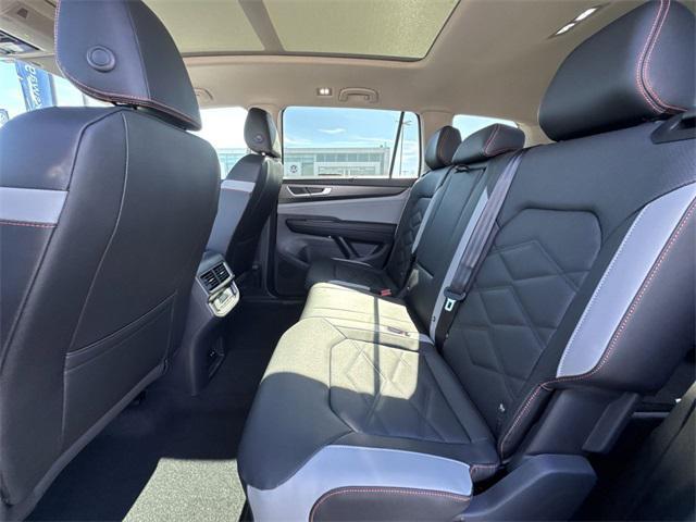 new 2026 Volkswagen Atlas car, priced at $51,188