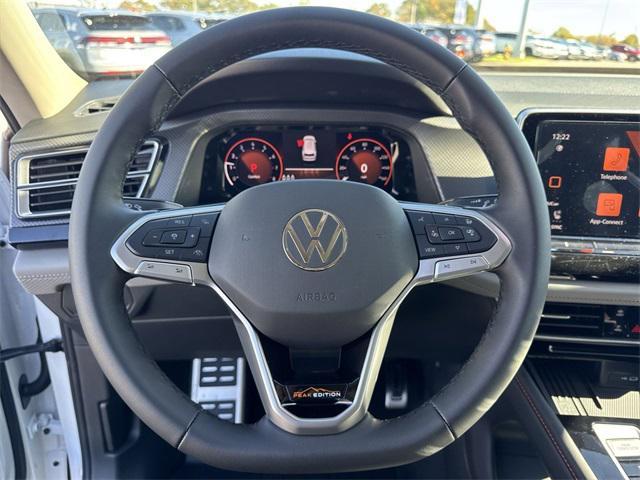 new 2026 Volkswagen Atlas car, priced at $51,188