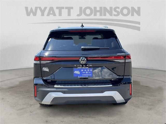 new 2025 Volkswagen Tiguan car, priced at $37,076