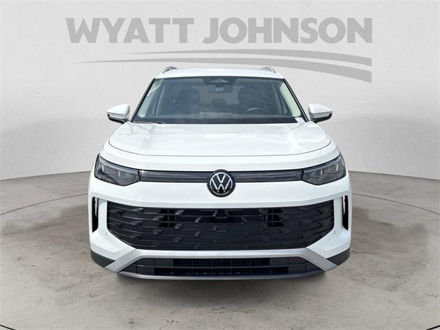 new 2025 Volkswagen Tiguan car, priced at $35,470