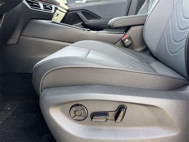 new 2025 Volkswagen Tiguan car, priced at $38,287