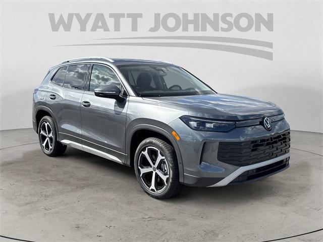 new 2025 Volkswagen Tiguan car, priced at $38,287