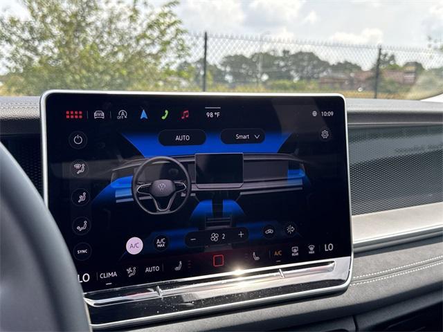 new 2025 Volkswagen Tiguan car, priced at $35,470