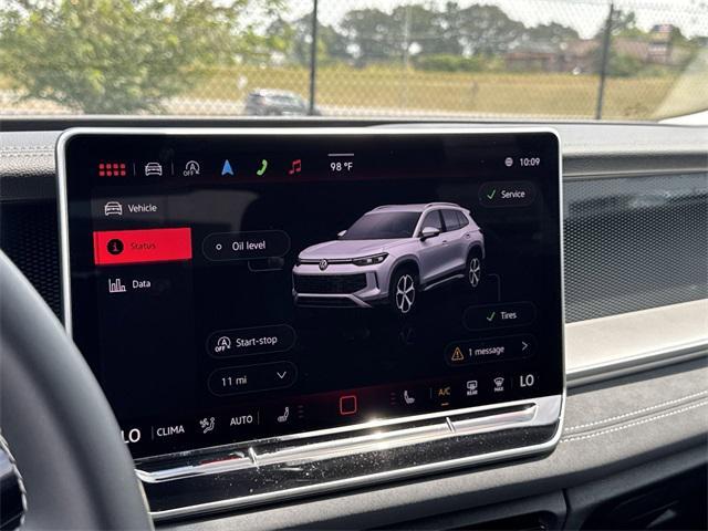 new 2025 Volkswagen Tiguan car, priced at $35,470