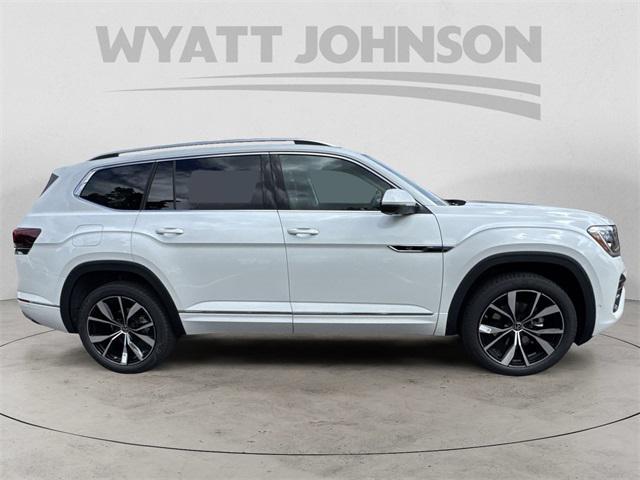 new 2026 Volkswagen Atlas car, priced at $58,453