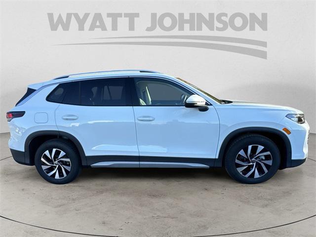 new 2026 Volkswagen Tiguan car, priced at $32,881