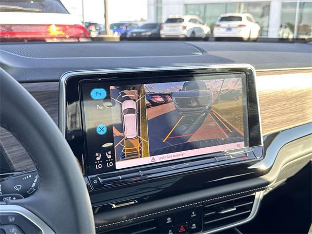 new 2026 Volkswagen Atlas car, priced at $58,566