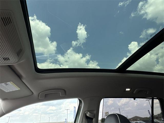 new 2026 Volkswagen Atlas car, priced at $57,303