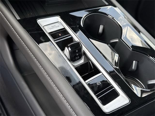 new 2026 Volkswagen Atlas car, priced at $57,303