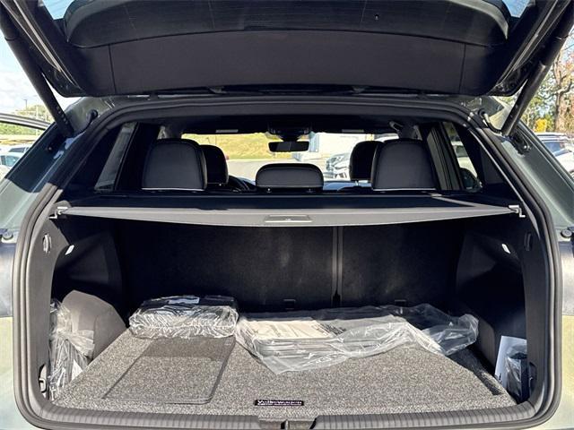 new 2026 Volkswagen Atlas Cross Sport car, priced at $56,293