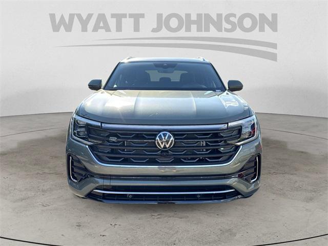 new 2026 Volkswagen Atlas Cross Sport car, priced at $56,293