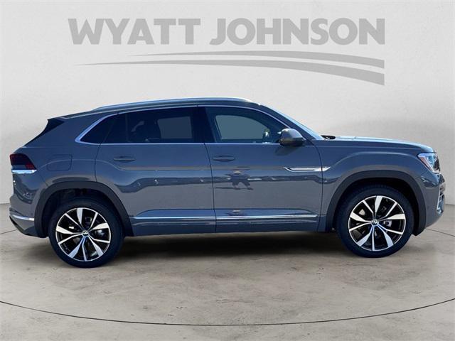 new 2026 Volkswagen Atlas Cross Sport car, priced at $56,748