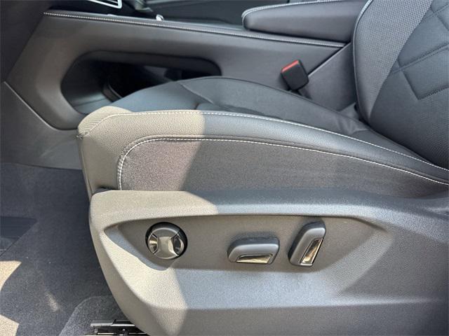 new 2026 Volkswagen Atlas car, priced at $42,357