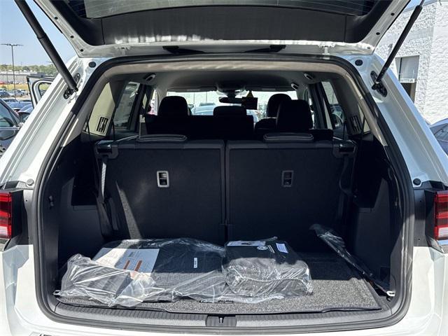 new 2026 Volkswagen Atlas car, priced at $42,357