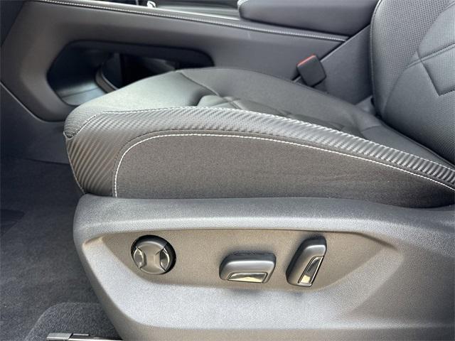 new 2025 Volkswagen Atlas Cross Sport car, priced at $39,611