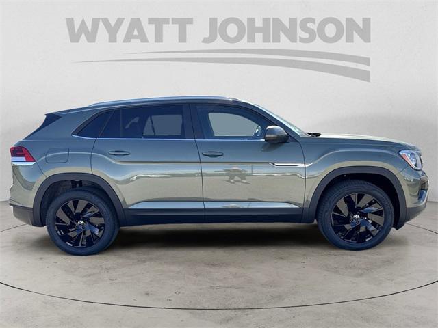 new 2026 Volkswagen Atlas Cross Sport car, priced at $46,846