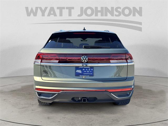 new 2026 Volkswagen Atlas Cross Sport car, priced at $46,846