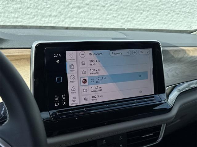 new 2026 Volkswagen Atlas car, priced at $41,902